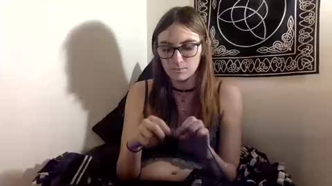 Kylianna online show from 10/10/25, 11:26