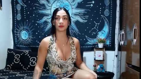 Snapshot of kylie_capricorn chatting on 10/02/25, 09:00 kylie online show from 10/02/25, 09:00