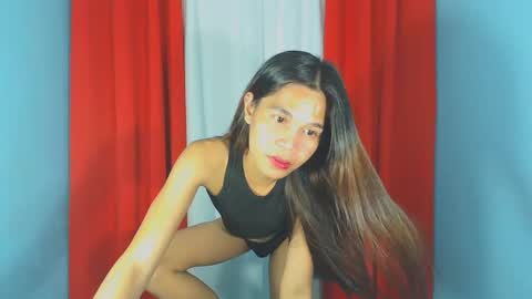 Snapshot of kylie_fuck69 chatting on 01/13/25, 06:49 kylie online show from 01/13/25, 06:49