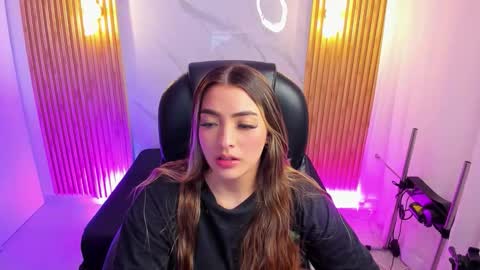  KYLIE  online show from 11/10/25, 03:05