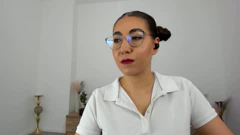 Kylie online show from 09/23/25, 06:11