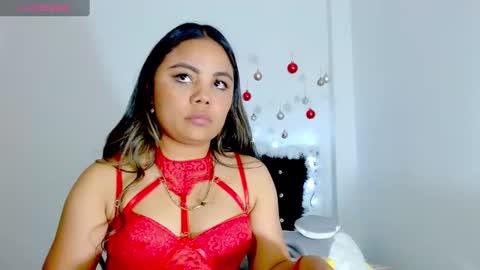 Snapshot of kylie_loveee chatting on 12/05/24, 06:44 Paola online show from 12/05/24, 06:44