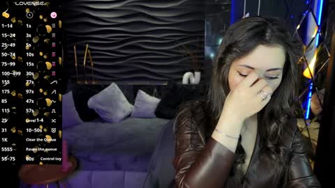 Snapshot of kylie_mellow chatting on 02/03/25, 09:19 Kylie online show from 02/03/25, 09:19