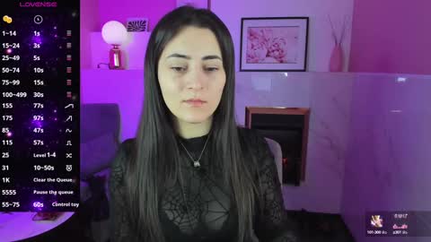 Snapshot of kylie_mellow chatting on 02/26/25, 05:31 Kylie online show from 02/26/25, 05:31