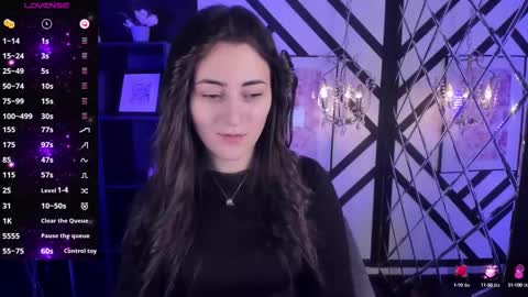 Snapshot of kylie_mellow chatting on 03/05/25, 05:40 Kylie online show from 03/05/25, 05:40