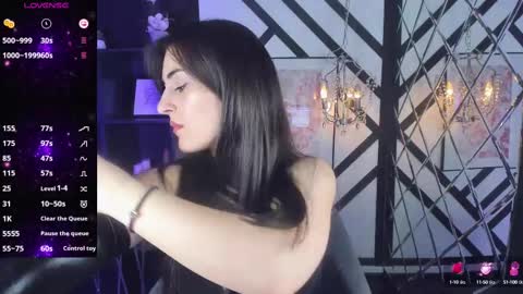 Snapshot of kylie_mellow chatting on 03/12/25, 06:29 Kylie online show from 03/12/25, 06:29