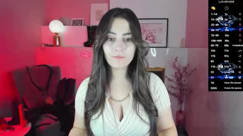 Snapshot of kylie_mellow chatting on 10/13/25, 05:18 Kylie online show from 10/13/25, 05:18