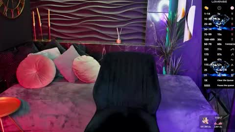 Snapshot of kylie_mellow chatting on 11/09/25, 05:39 Kylie online show from 11/09/25, 05:39