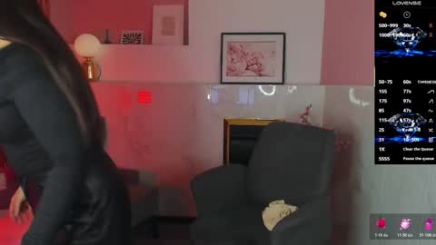 Snapshot of kylie_mellow chatting on 12/21/25, 01:29 Kylie online show from 12/21/25, 01:29