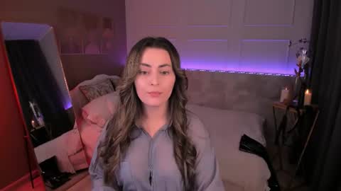 Snapshot of kylie_mellow chatting on 07/14/26, 05:34 Kylie online show from 07/14/26, 05:34
