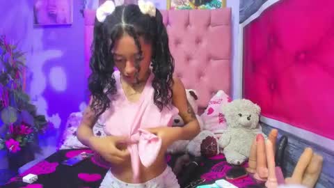  KYLIE online show from 11/04/25, 04:22