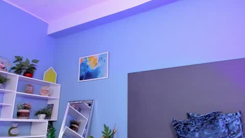 Kylie Reyes  online show from 12/30/24, 10:45