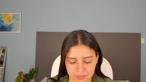 Kylie Reyes  online show from 02/14/25, 07:33