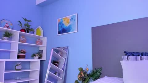 Kylie Reyes  online show from 02/21/25, 11:32