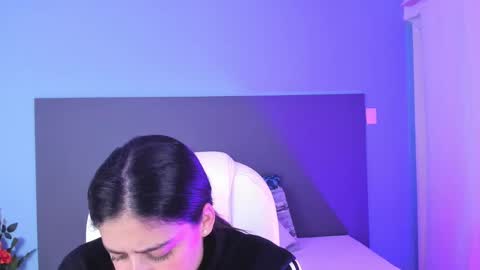 Kylie Reyes  online show from 03/12/25, 07:59