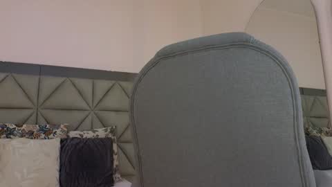 Kylie Reyes  online show from 11/19/25, 07:36