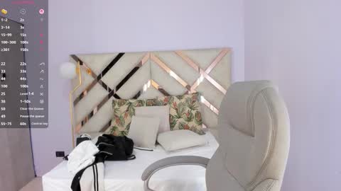 Kylie Reyes  online show from 02/11/26, 07:19