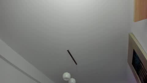 Snapshot of kylieety chatting on 01/04/25, 07:03 KYLIE online show from 01/04/25, 07:03