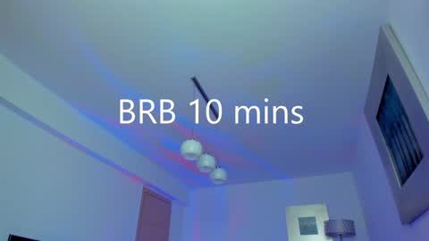 Snapshot of kylieety chatting on 01/09/25, 10:20 KYLIE online show from 01/09/25, 10:20