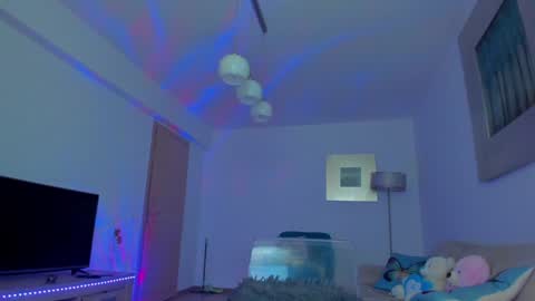 Snapshot of kylieety chatting on 01/31/25, 10:10 KYLIE online show from 01/31/25, 10:10