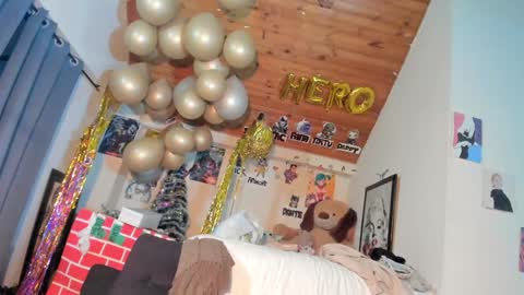 Snapshot of kyliekandy chatting on 12/24/24, 11:00 online show from 12/24/24, 11:00