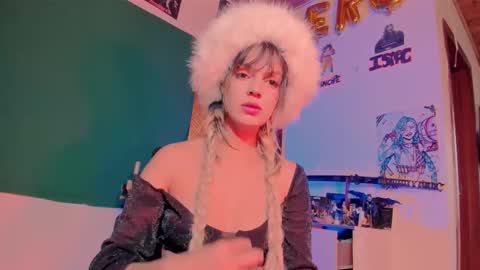 Snapshot of kyliekandy chatting on 09/14/25, 09:36 online show from 09/14/25, 09:36