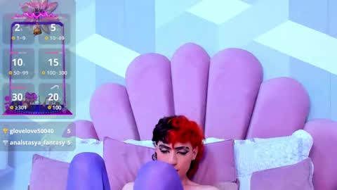 Kylie jl online show from 02/21/25, 09:02