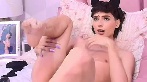 Kylie jl online show from 10/15/25, 09:09