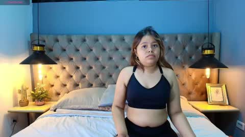 kyliesweett online show from 07/17/26, 02:24