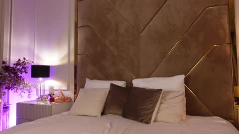 Kylie  online show from 01/27/25, 04:09