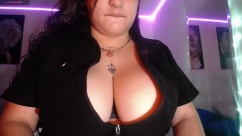 kylievoosx online show from 07/12/26, 01:57