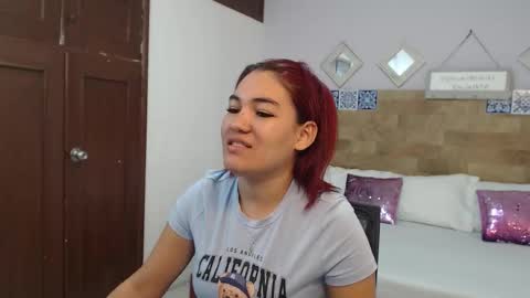 Snapshot of kyliiebaker chatting on 01/11/26, 11:04 Kylie online show from 01/11/26, 11:04