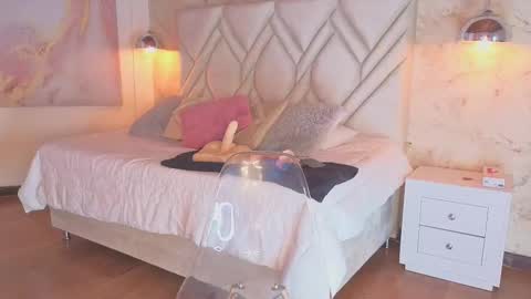 Kyle online show from 02/11/25, 11:43