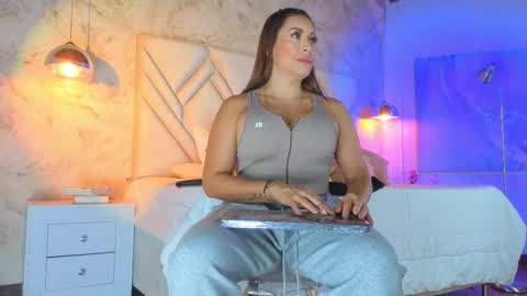 Snapshot of kylle_2050 chatting on 02/09/26, 11:25 Kyle online show from 02/09/26, 11:25