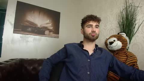 KyloEast online show from 05/07/26, 04:51