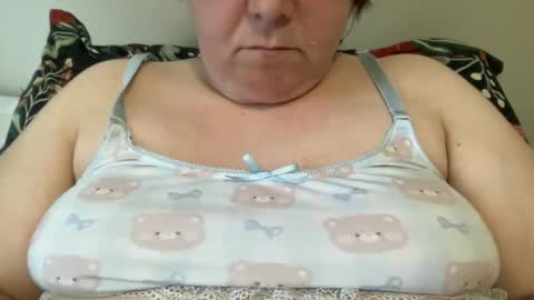 KYLO online show from 02/08/25, 03:21