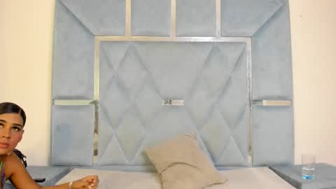 kym online show from 03/26/26, 01:17