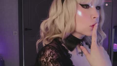 Kate online show from 04/15/26, 11:50