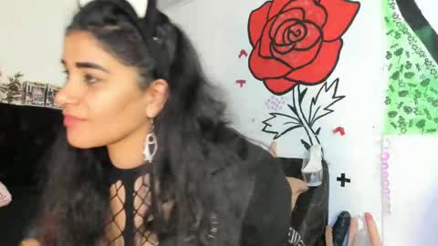 call me kim  online show from 11/19/25, 01:05