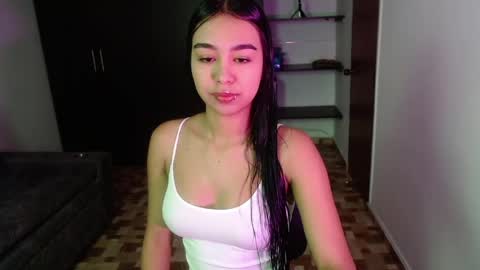 Snapshot of kyra_fox_ chatting on 04/08/26, 02:50 Kyra online show from 04/08/26, 02:50