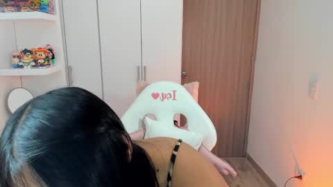 IG  online show from 10/08/25, 03:31