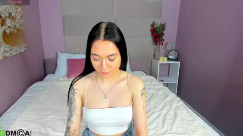 Snapshot of l1llian_lee chatting on 02/19/26, 09:16 lilia online show from 02/19/26, 09:16