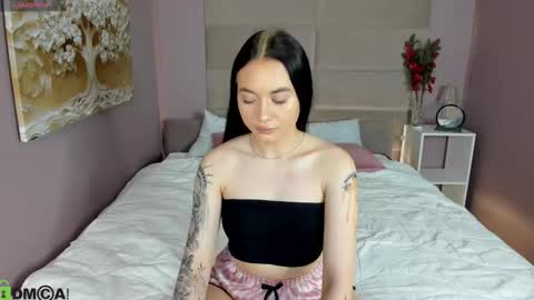 Snapshot of l1llian_lee chatting on 02/26/26, 09:08 lilia online show from 02/26/26, 09:08