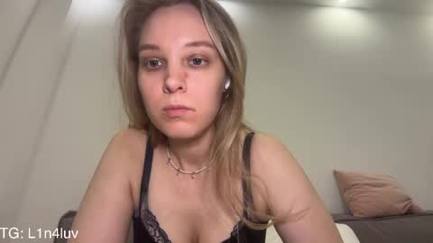 lina online show from 06/08/26, 07:03