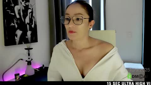 Snapshot of l1ssa_be11a_777 chatting on 10/09/25, 07:34 LISA online show from 10/09/25, 07:34