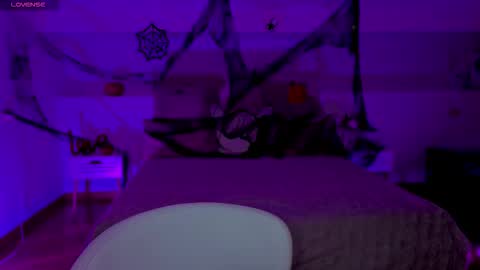 Margo  online show from 11/01/25, 08:33