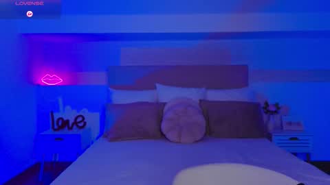 Margo  online show from 11/15/25, 09:43