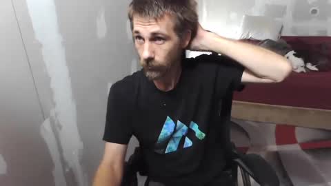 Snapshot of l1v1nth3dr3am chatting on 10/10/25, 03:16 l1v1nth3dr3am online show from 10/10/25, 03:16