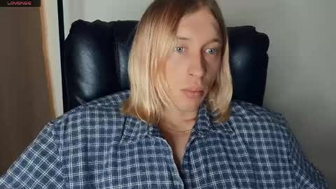 Adonis online show from 04/10/26, 07:24