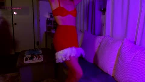 Snapshot of l_and_elle chatting on 01/02/25, 04:52 Giselle online show from 01/02/25, 04:52